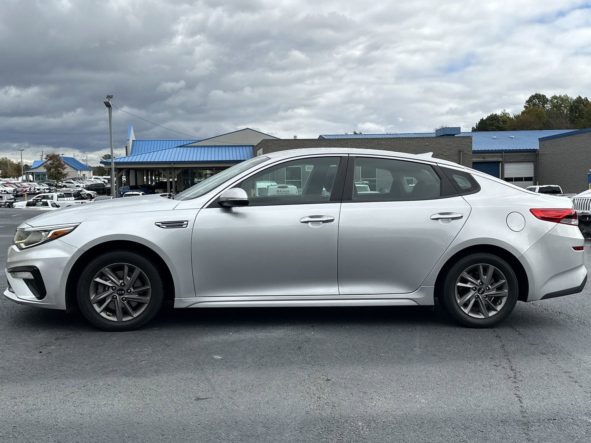 Used 2020 Kia Optima LX image 20