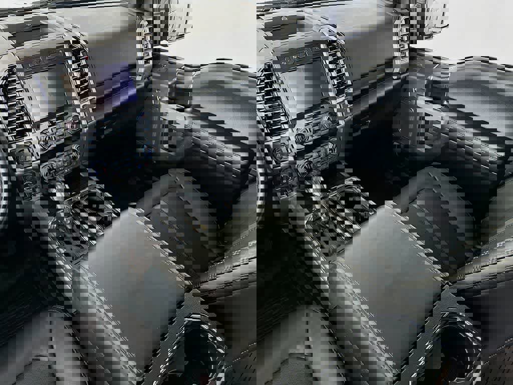 Certified 2020 Ford F150 Platinum w/ Equipment Group 701A Luxury image 14