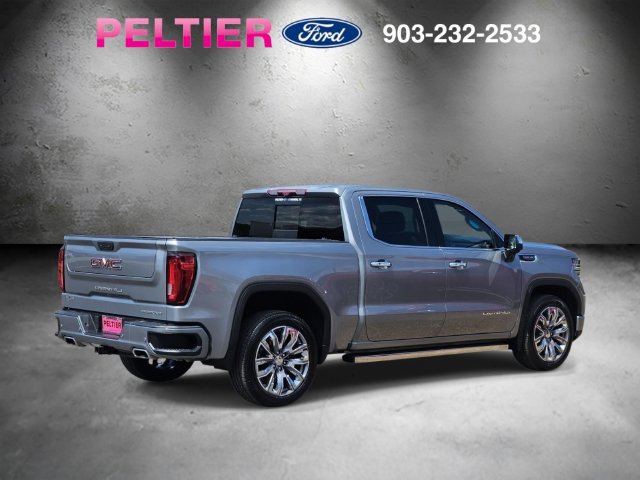 Used 2023 GMC Sierra 1500 Denali w/ Denali Reserve Package AWD/4WD image 4