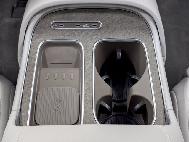 Used 2026 Hyundai Palisade Limited FWD image 7