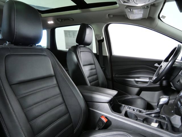 Certified 2019 Ford Escape Titanium AWD/4WD image 12