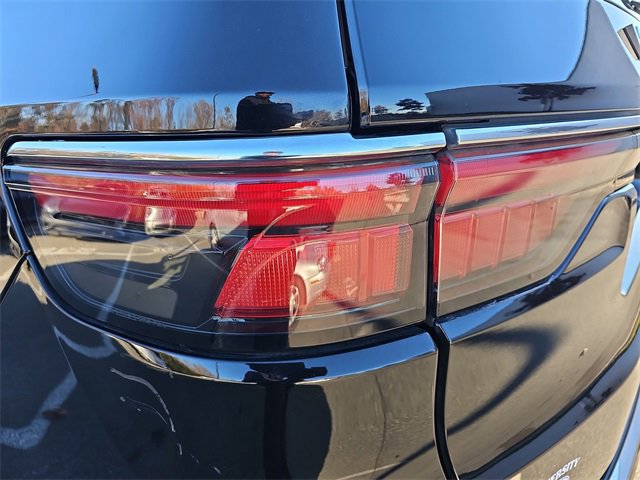 Used 2023 Jeep Wagoneer Series III w/ Premium Group I image 33