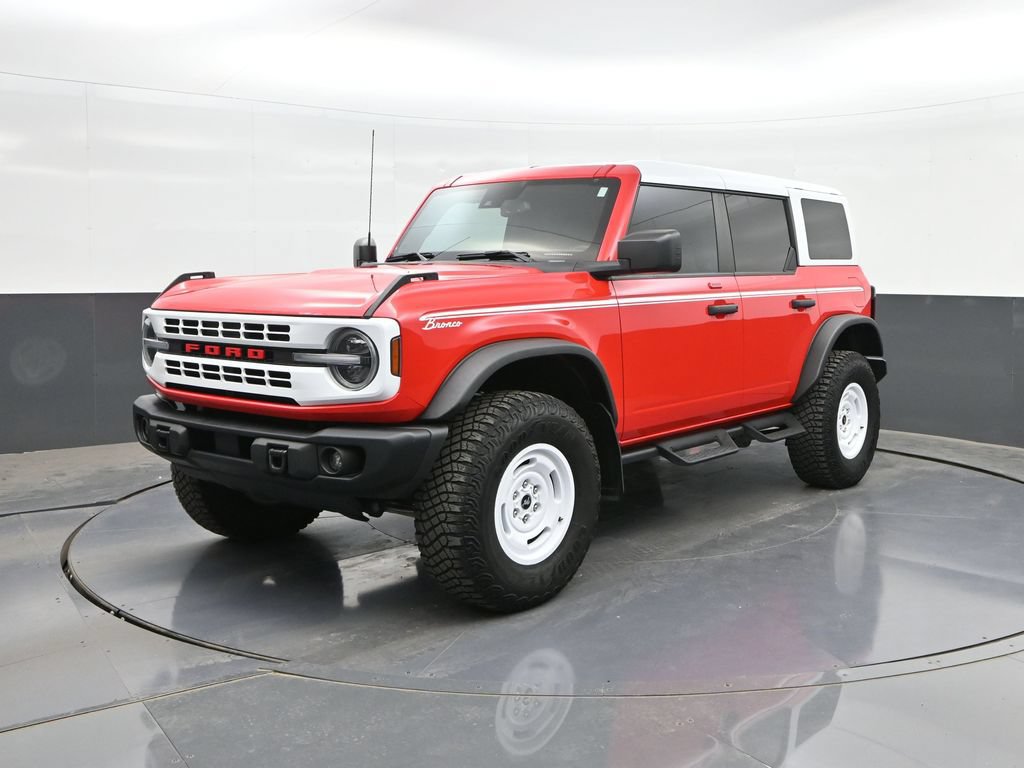 Certified 2023 Ford Bronco Heritage Edition AWD/4WD image 31