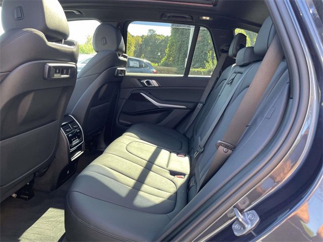 Used 2021 BMW X5 xDrive40i w/ Convenience Package image 29