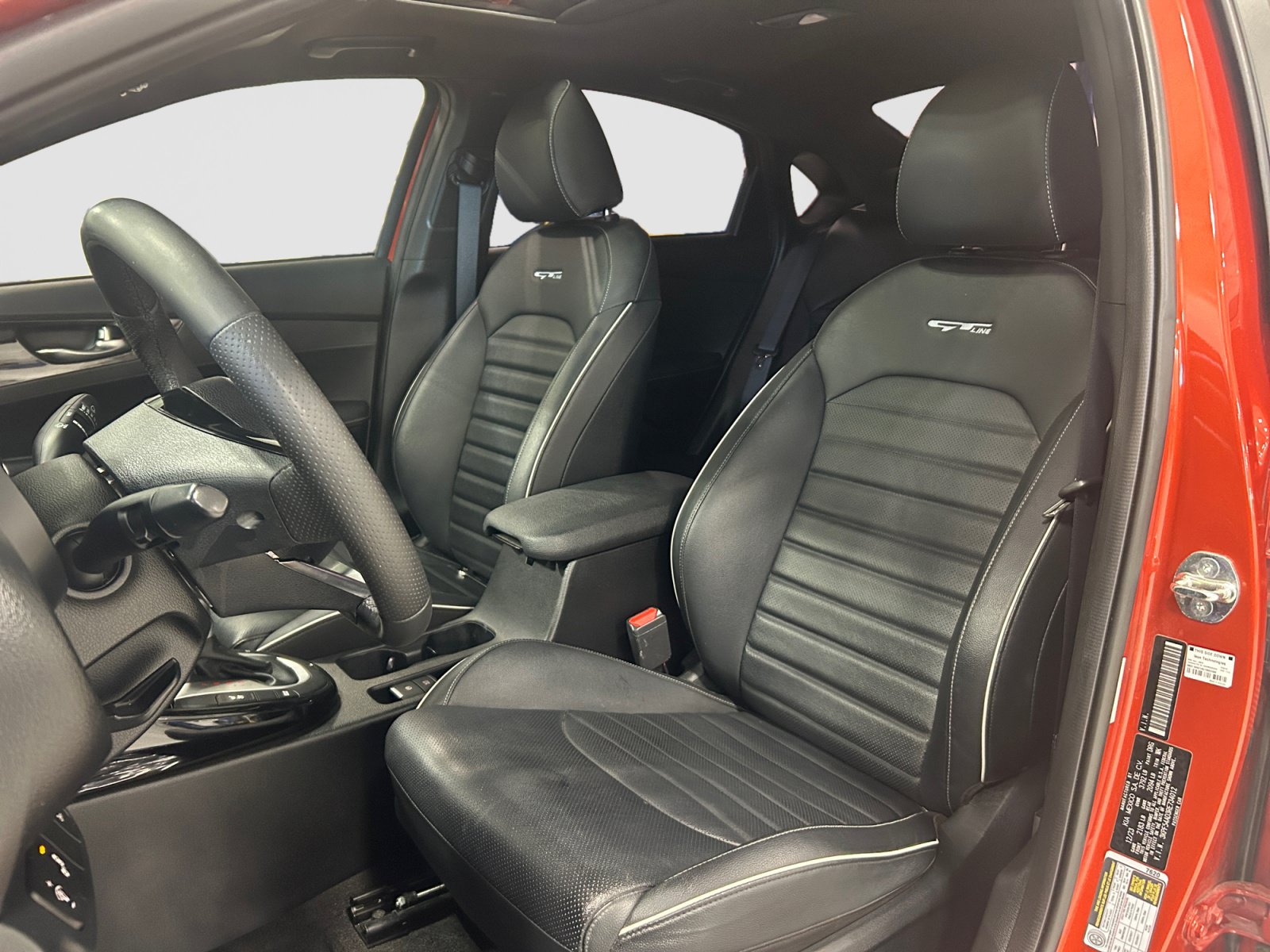 Used 2024 Kia Forte GT-Line w/ GT-Line Premium Package FWD image 11