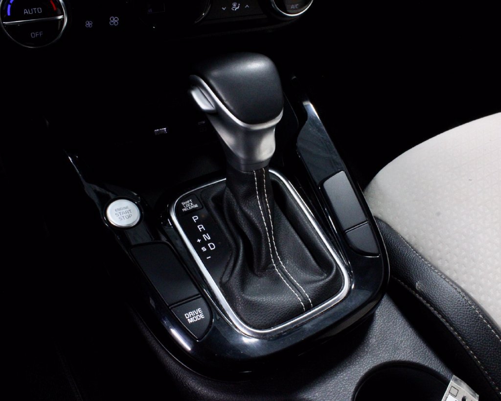 Used 2024 Kia Soul GT-Line FWD image 29