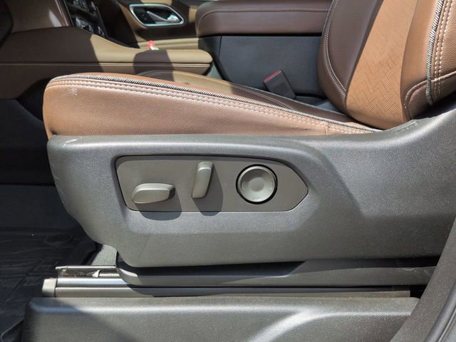 Used 2023 Chevrolet Tahoe High Country image 21