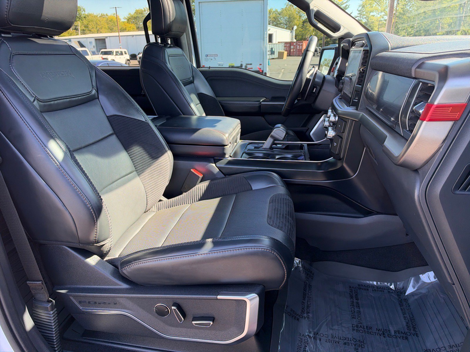Certified 2023 Ford F150 Raptor w/ Raptor 37 Performance Package AWD/4WD image 18