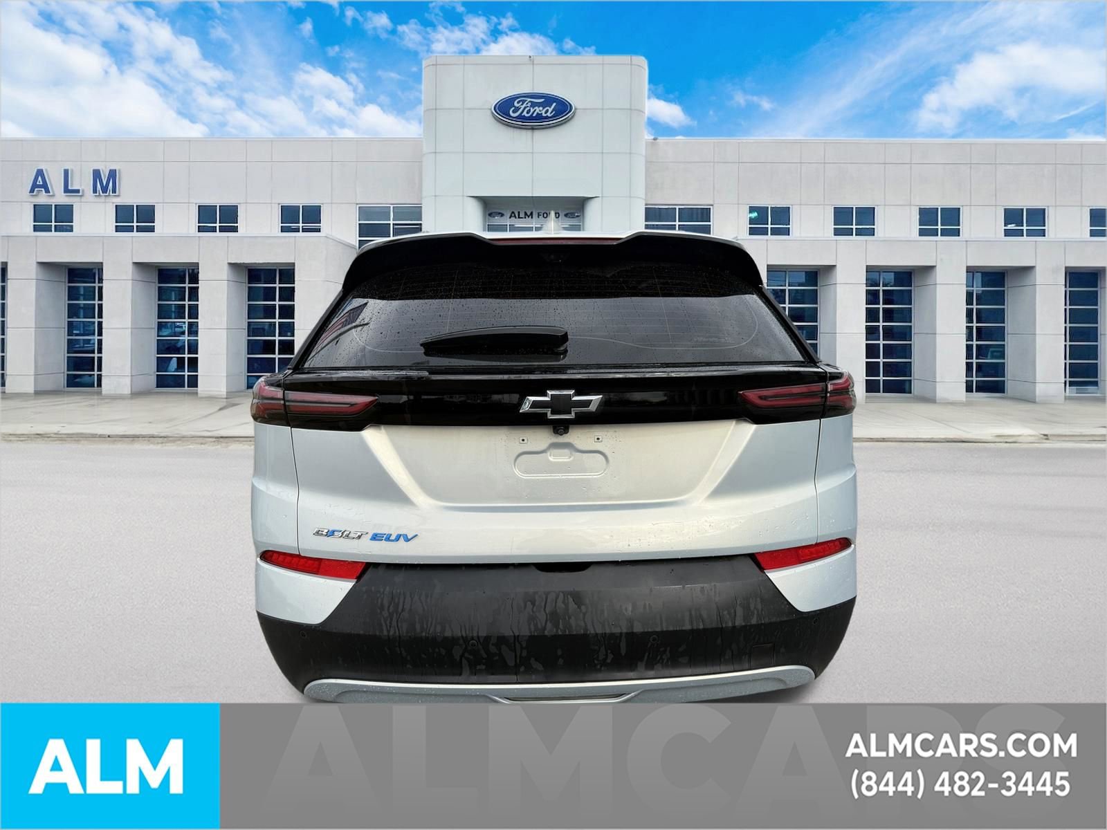 Used 2022 Chevrolet Bolt EUV Premier w/ Launch Edition image 8