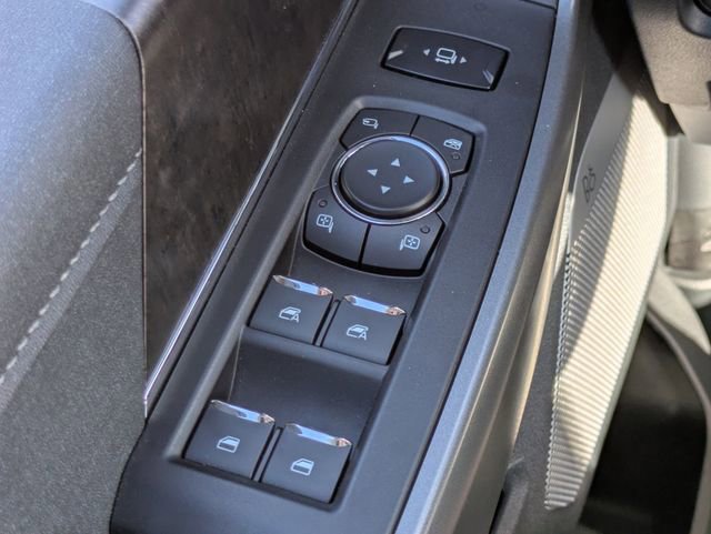 Certified 2026 Ford F250 Lariat w/ Black Appearance Package image 25