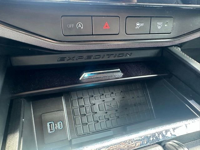 Certified 2022 Ford Expedition Max Platinum AWD/4WD image 23