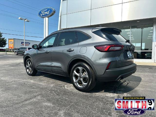 Certified 2025 Ford Escape ST-Line Select AWD/4WD image 9