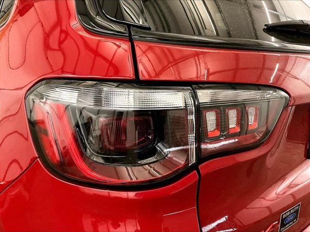 Used 2022 Jeep Compass Limited AWD/4WD image 28