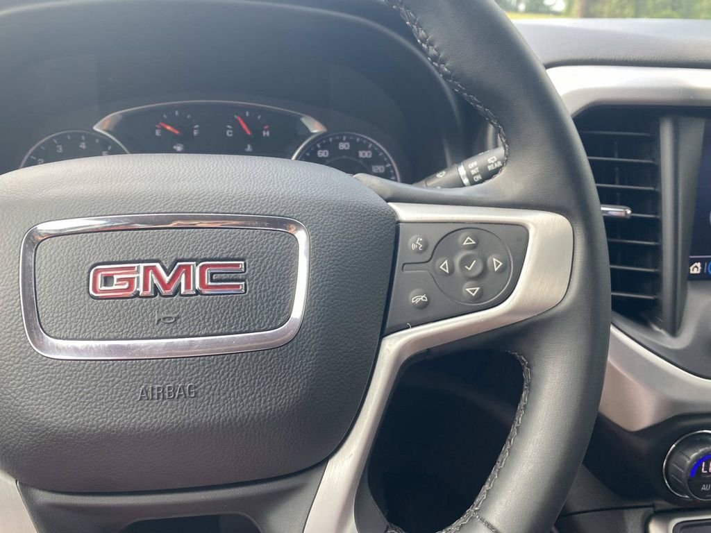 Used 2023 GMC Acadia SLT AWD/4WD image 33