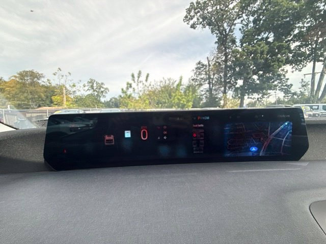 Certified 2025 Ford Expedition Active AWD/4WD image 21