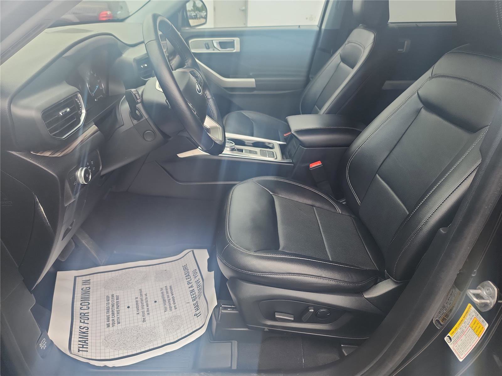 Certified 2022 Ford Explorer Limited w/ Equipment Group 301A RWD image 17