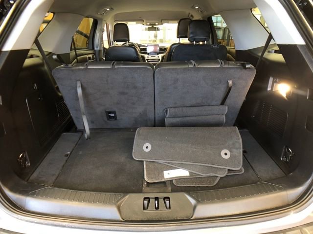 Certified 2022 Ford Explorer XLT w/ Equipment Group 202A image 22