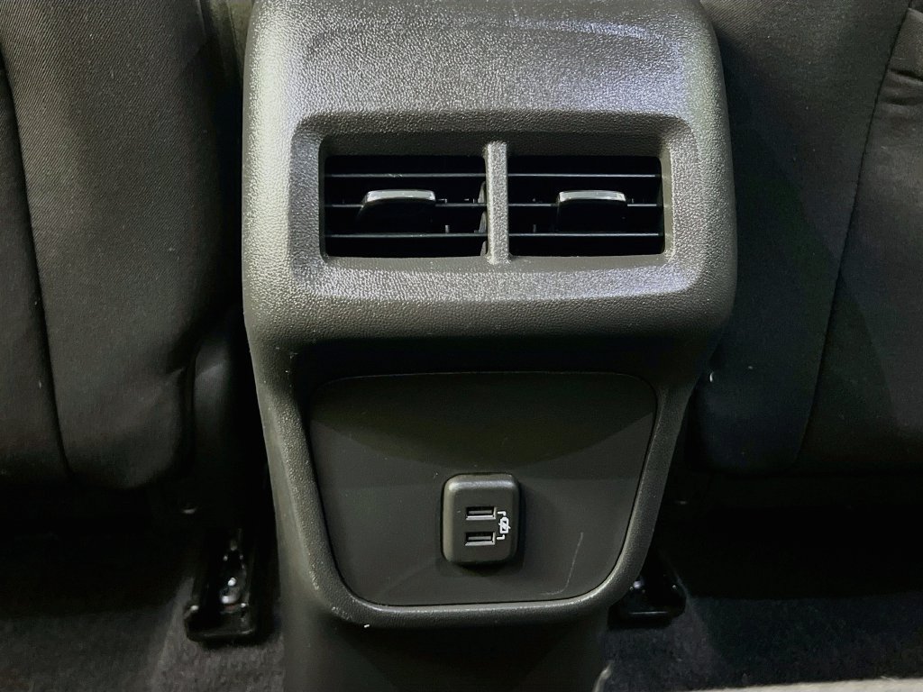 Used 2020 Chevrolet Equinox LT AWD/4WD image 29