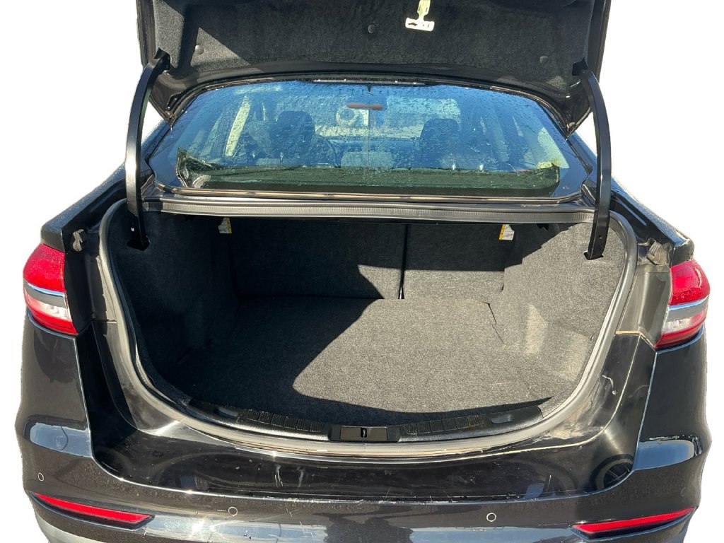 Certified 2020 Ford Fusion SE FWD image 24