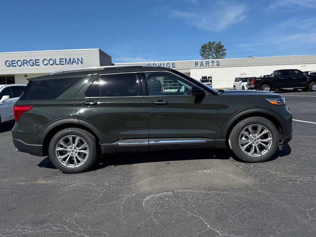 Certified 2023 Ford Explorer Limited RWD image 3