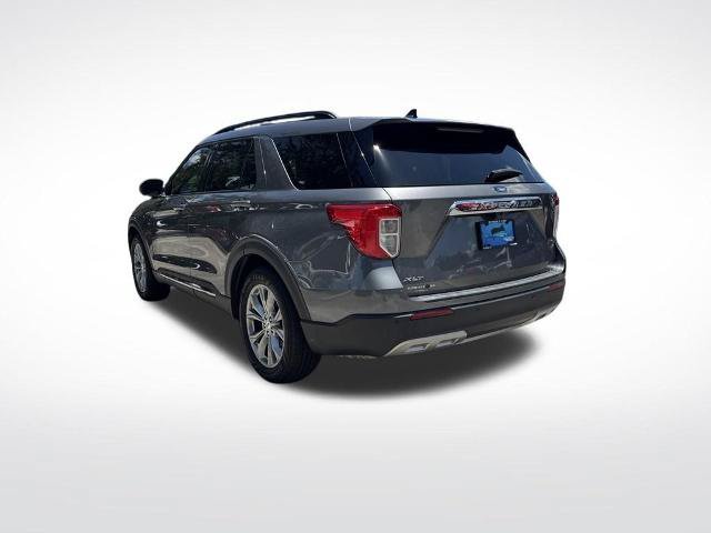 Certified 2023 Ford Explorer XLT w/ Equipment Group 202A RWD image 6