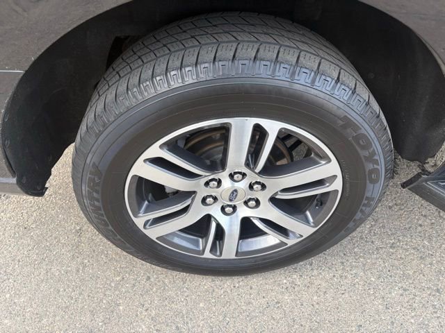 Certified 2024 Ford Expedition Limited image 10