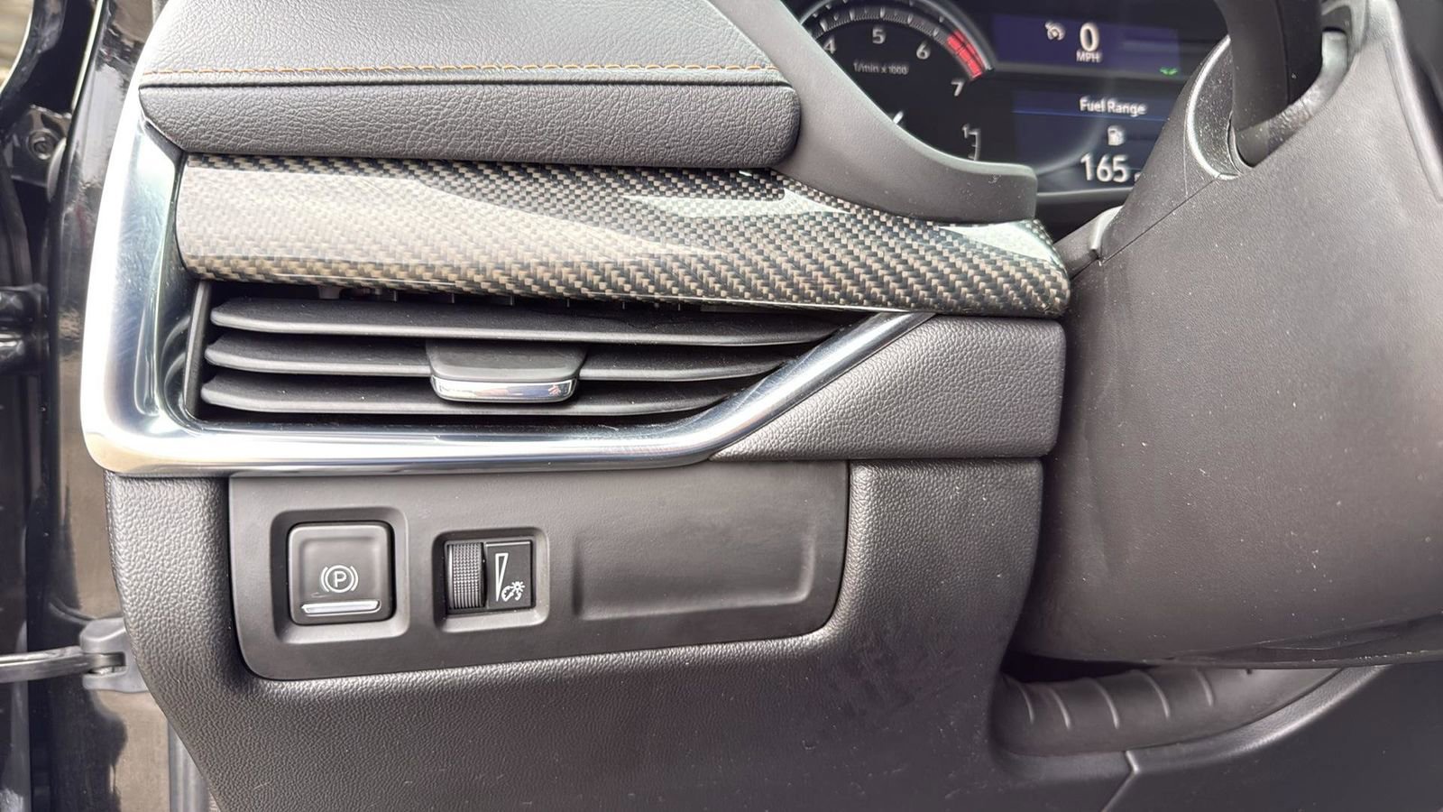 Used 2022 Cadillac XT4 Sport w/ Comfort Package image 18