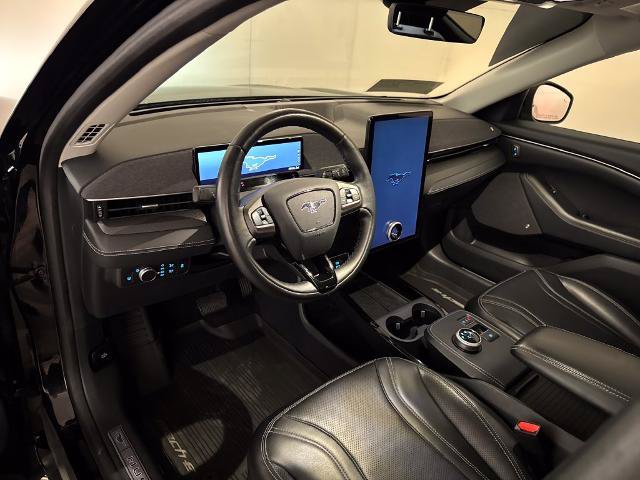 Certified 2022 Ford Mustang Mach-E Premium AWD/4WD image 4