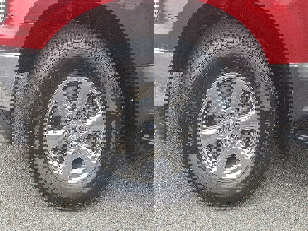 Certified 2020 Ford F150 XLT w/ Equipment Group 302A Luxury image 8