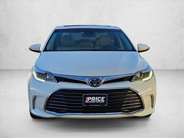 Used 2018 Toyota Avalon Limited image 7