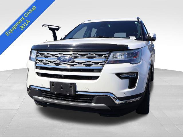 Certified 2018 Ford Explorer Limited w/ Equipment Group 301A FWD image 3