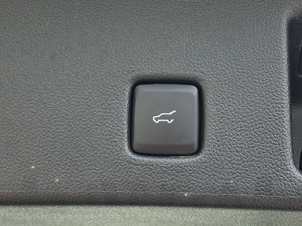 Certified 2023 Ford Escape ST-Line w/ Tech Pack #1 AWD/4WD image 30