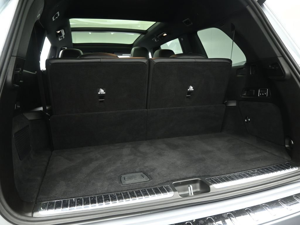 Used 2022 Mercedes-Benz GLS 450 4MATIC image 52