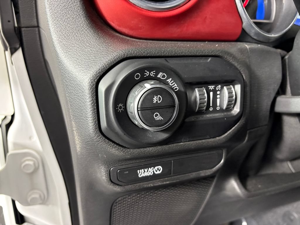 Used 2020 Jeep Gladiator Rubicon AWD/4WD image 13
