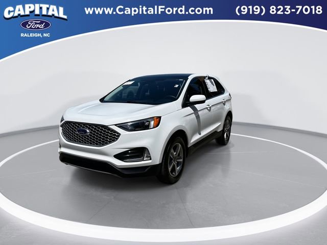 Certified 2024 Ford Edge SEL w/ Convenience Package AWD/4WD image 4