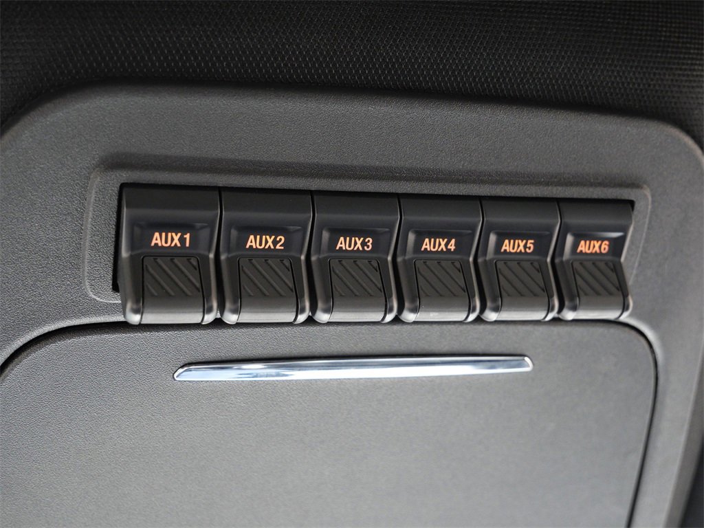 Certified 2022 Ford F150 Raptor w/ Equipment Group 801A High image 24