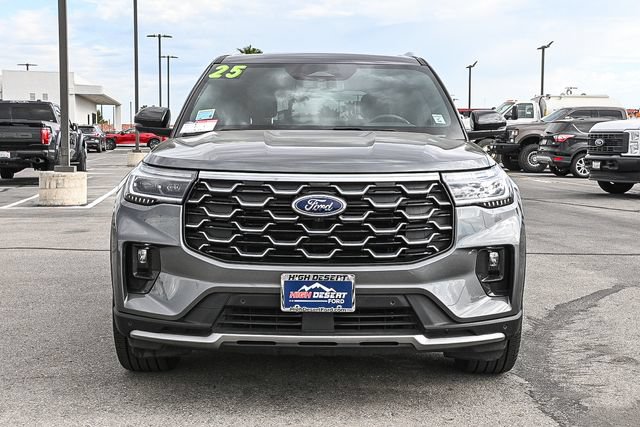 Certified 2025 Ford Explorer Platinum w/ LUX Leather Package AWD/4WD image 2