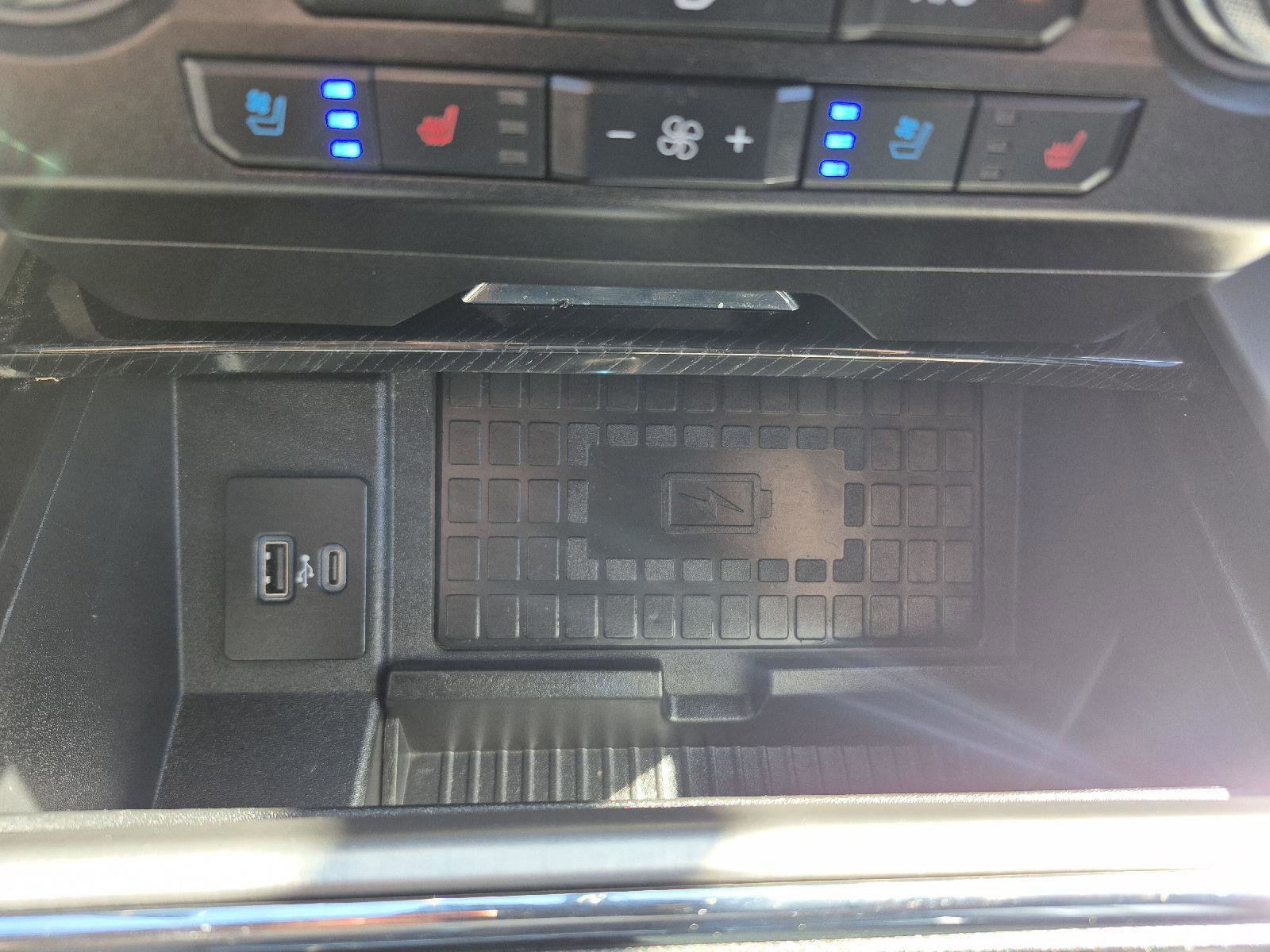 Certified 2021 Ford F450 Platinum w/ FX4 Off-Road Package image 17