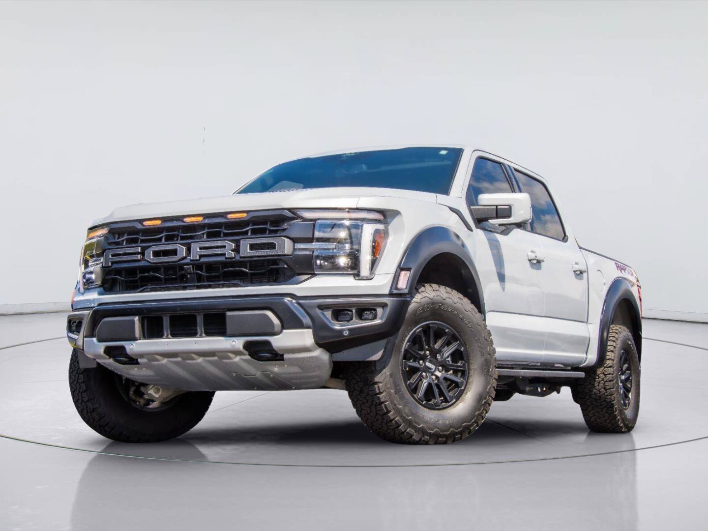 Certified 2025 Ford F150 Raptor AWD/4WD image 2