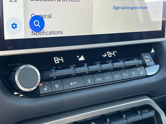 Used 2025 Toyota Tundra Limited image 32