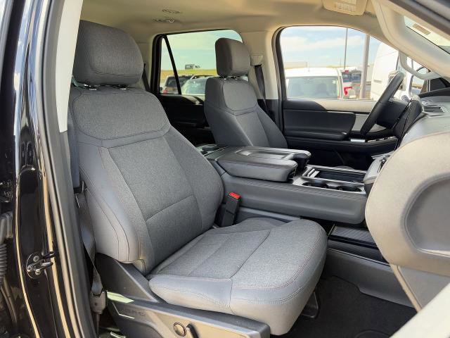 Certified 2025 Ford Expedition Active RWD image 31