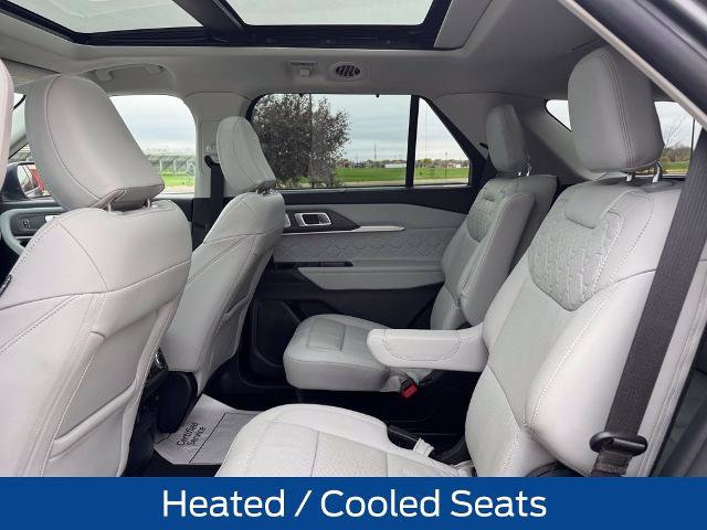 Certified 2025 Ford Explorer Platinum w/ Ultimate Package AWD/4WD image 36