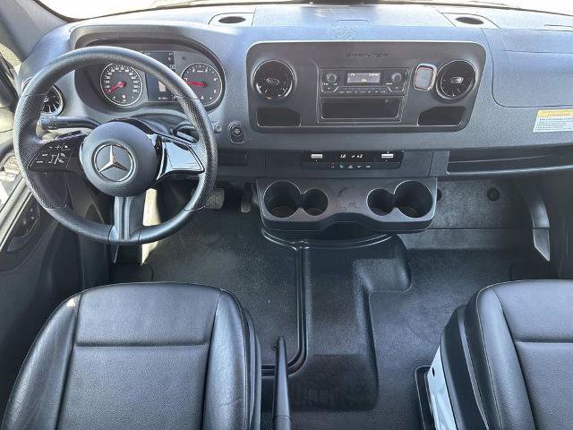 Used 2025 Mercedes-Benz Sprinter 2500 image 8