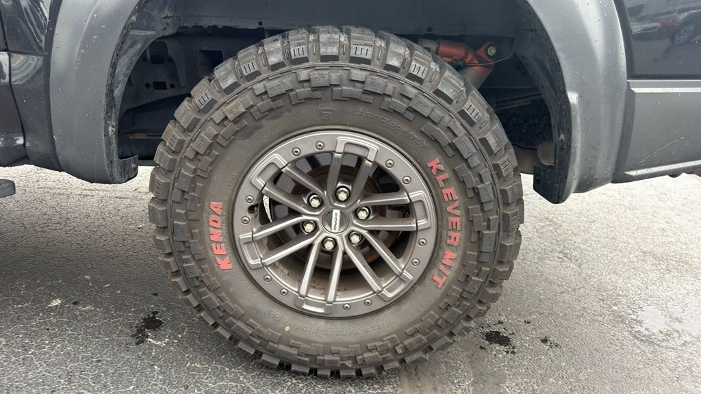Certified 2019 Ford F150 Raptor w/ Equipment Group 802A Luxury AWD/4WD image 8
