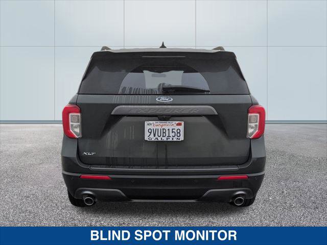 Certified 2022 Ford Explorer XLT w/ Equipment Group 202A image 3