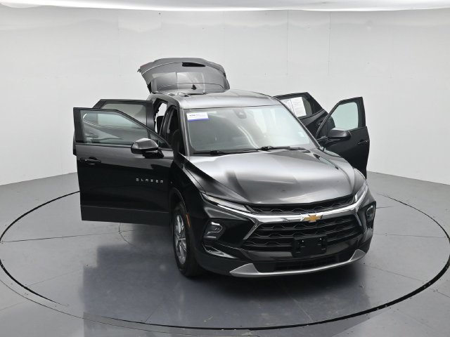Used 2023 Chevrolet Blazer LT w/ Driver Confidence Package FWD image 50