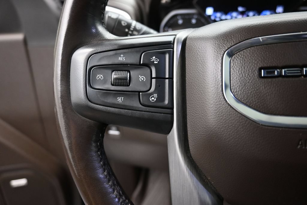 Used 2022 GMC Sierra 2500 Denali w/ Technology Package AWD/4WD image 4