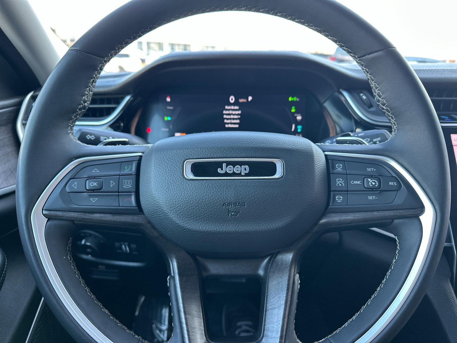 Used 2024 Jeep Grand Cherokee Limited 4xe image 23