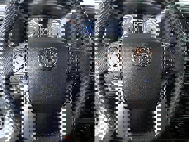 Used 2021 Toyota Tacoma Limited image 24