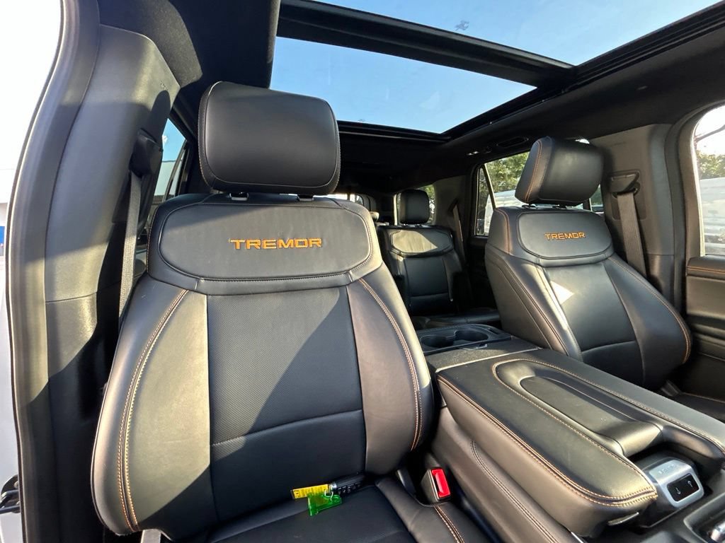 Certified 2025 Ford Expedition Tremor AWD/4WD image 29